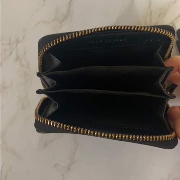 Marc Jacobs Empire City Leather Zip Wallet - Picture 7 of 9